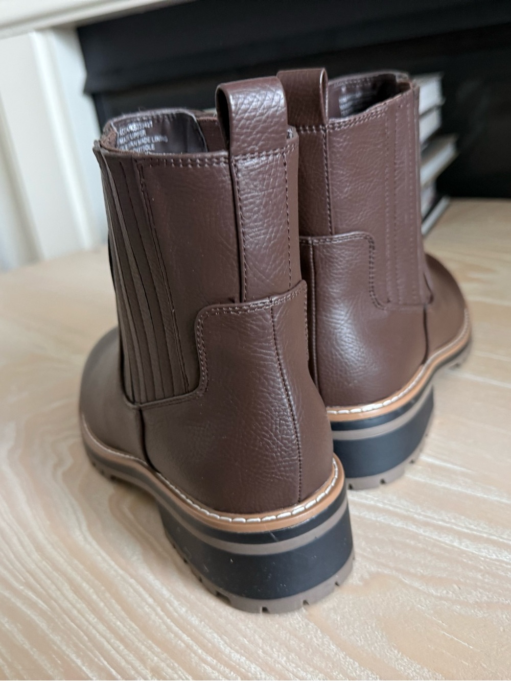 Kensie|Koda flat heel Chelsea Boots in classic brown,vegan leather••NWT Size 10 - Picture 7 of 11